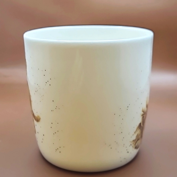 Royal Worcester Lion "Family Pride" large bone china mug - Picture 2 of 10